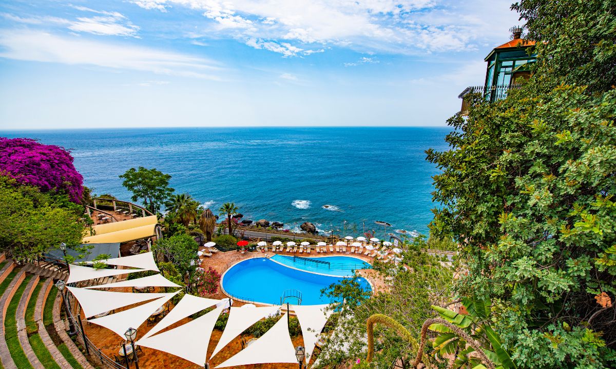 OFFERTA FERRAGOSTO BAIA TAORMINA